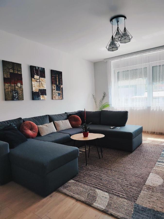 Spacious And Modern Apartment In Town Center Коніц Екстер'єр фото