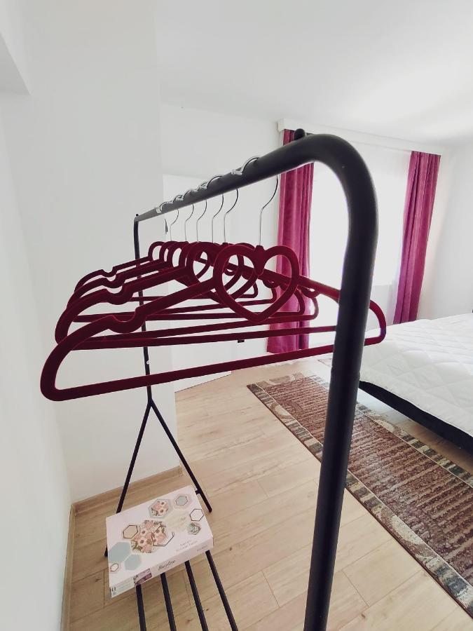 Spacious And Modern Apartment In Town Center Коніц Екстер'єр фото